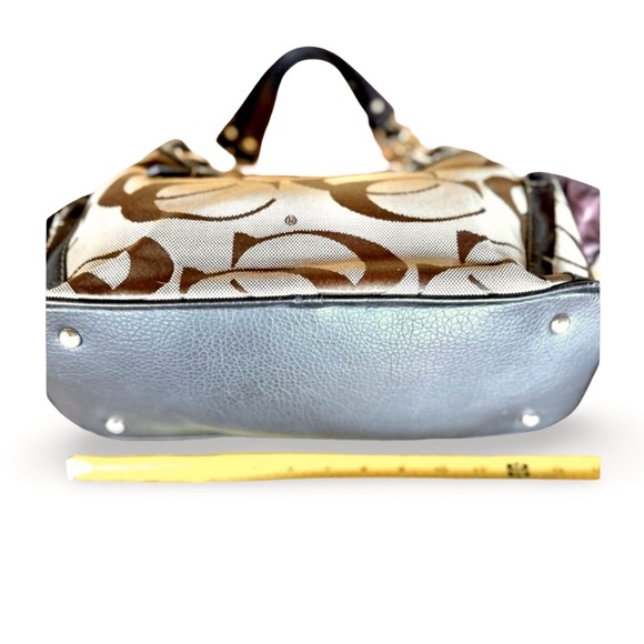 Vintage Handbag Brown Taupe Tan Side Pockets Silver Hardware - Picture 5 of 9